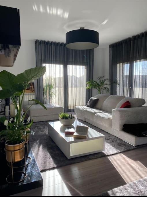 Riverside - Apartment Cruz Quebrada Eksteriør billede